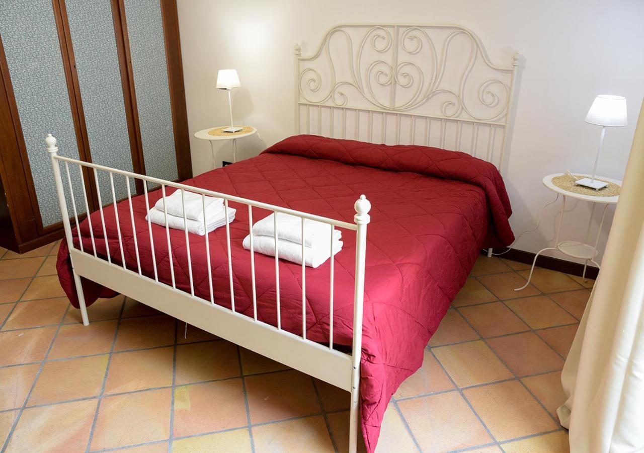 רומא Colosseum Comfortable Apartment מראה חיצוני תמונה