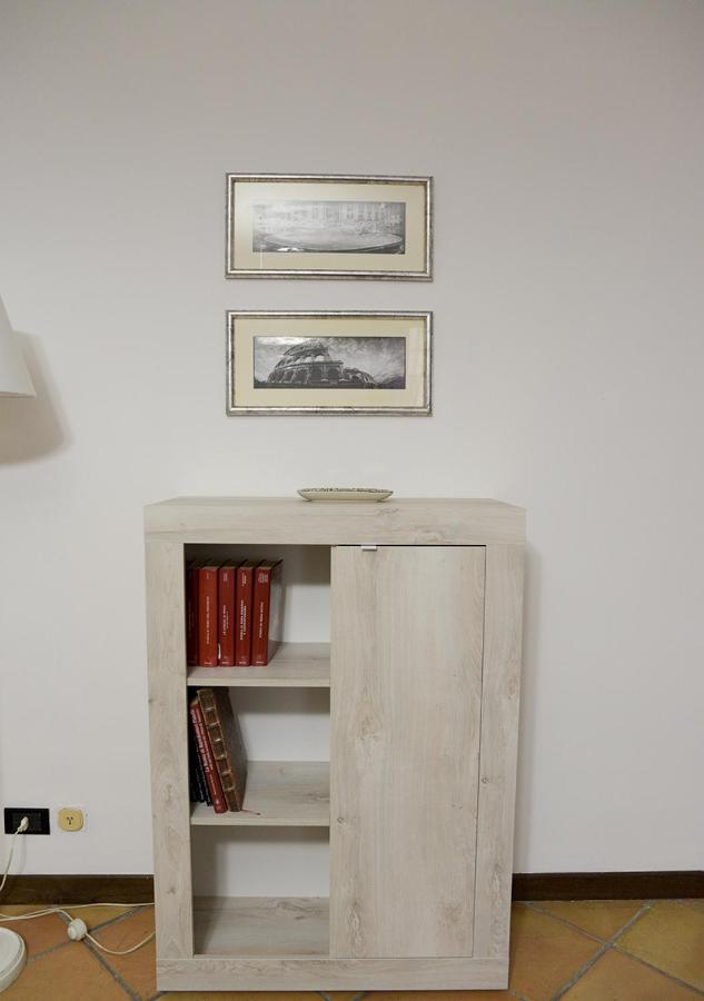 רומא Colosseum Comfortable Apartment מראה חיצוני תמונה