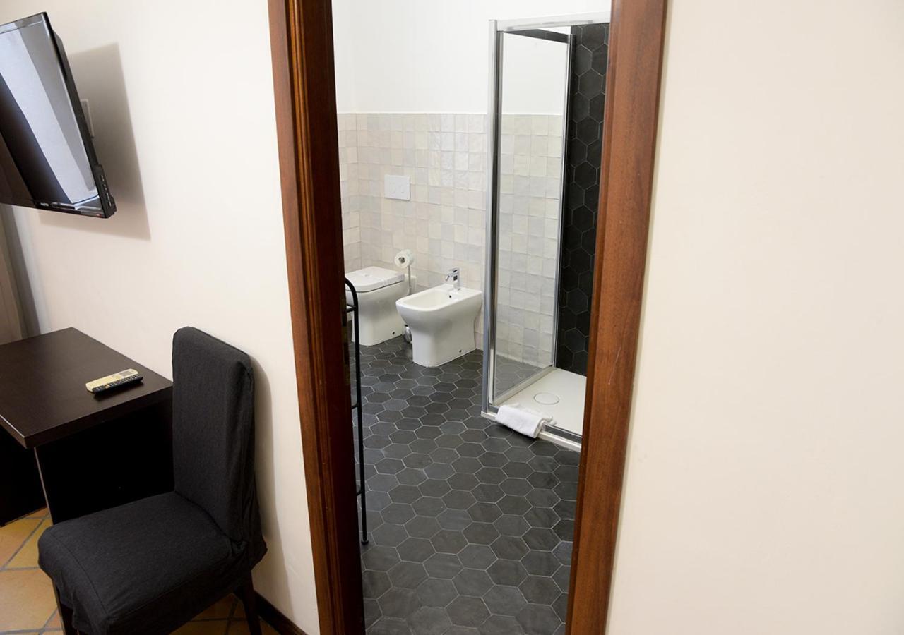רומא Colosseum Comfortable Apartment מראה חיצוני תמונה