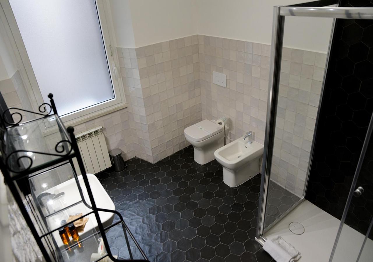 רומא Colosseum Comfortable Apartment מראה חיצוני תמונה