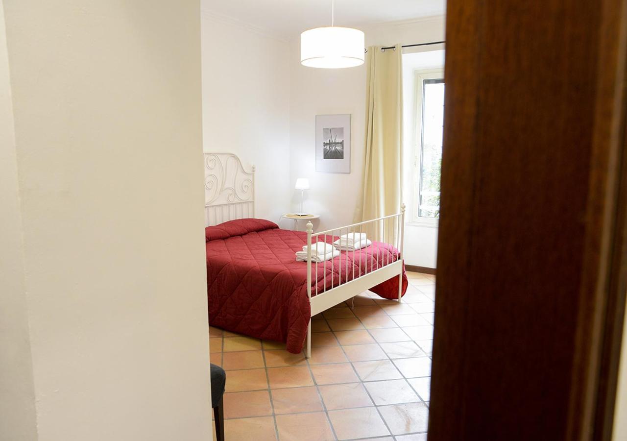 רומא Colosseum Comfortable Apartment מראה חיצוני תמונה