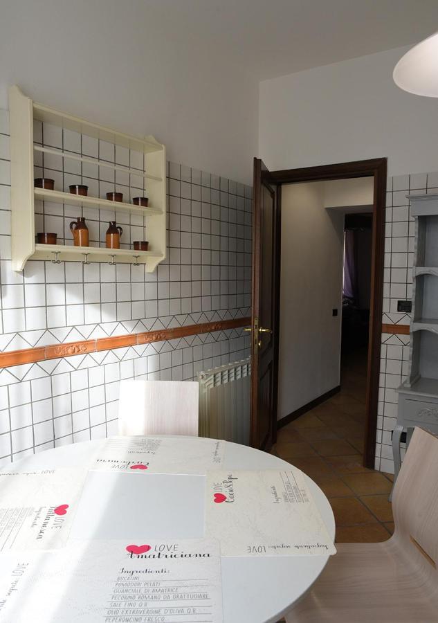 רומא Colosseum Comfortable Apartment מראה חיצוני תמונה