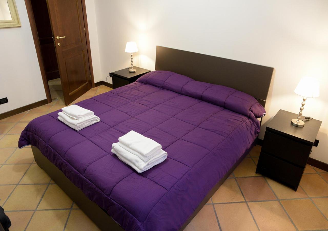 רומא Colosseum Comfortable Apartment מראה חיצוני תמונה